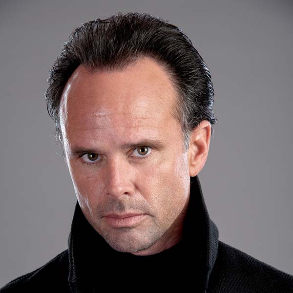 Walton Goggins